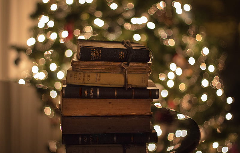 books, old, key, stack, bokeh for , section ÑÐ°Ð·Ð½Ð¾Ðµ, Christmas Book, HD wallpaper